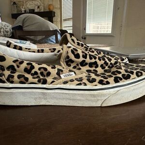 Women’s Cheetah Vans size 10